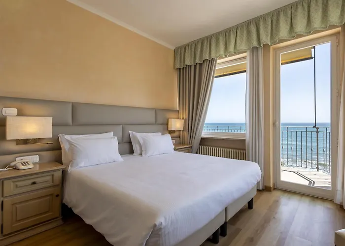 HOTEL Diano Marina PalaceAlbergo